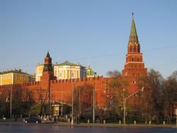 Поездка  Кремль. История России в памятниках Оружейной палаты Поездка