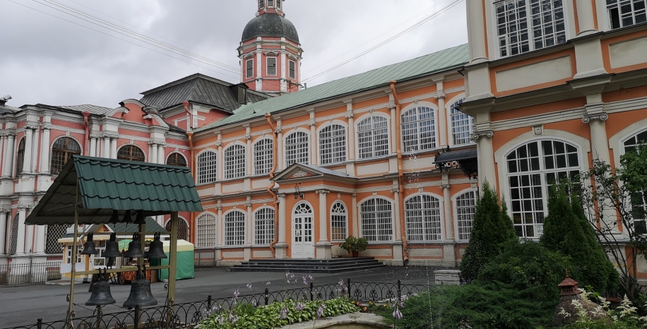 Поездка  Великие молитвенники земли Петербургской. К святым Серафиму Вырицкому и Александру Свирскому Поездка